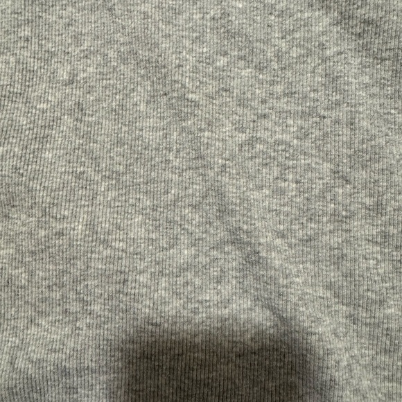 TNA Light Gray Ribbed Cropped Tee - Picture 5 of 6